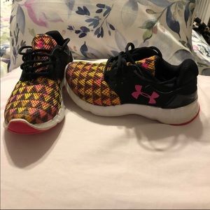 Girls Under Armour Size 12